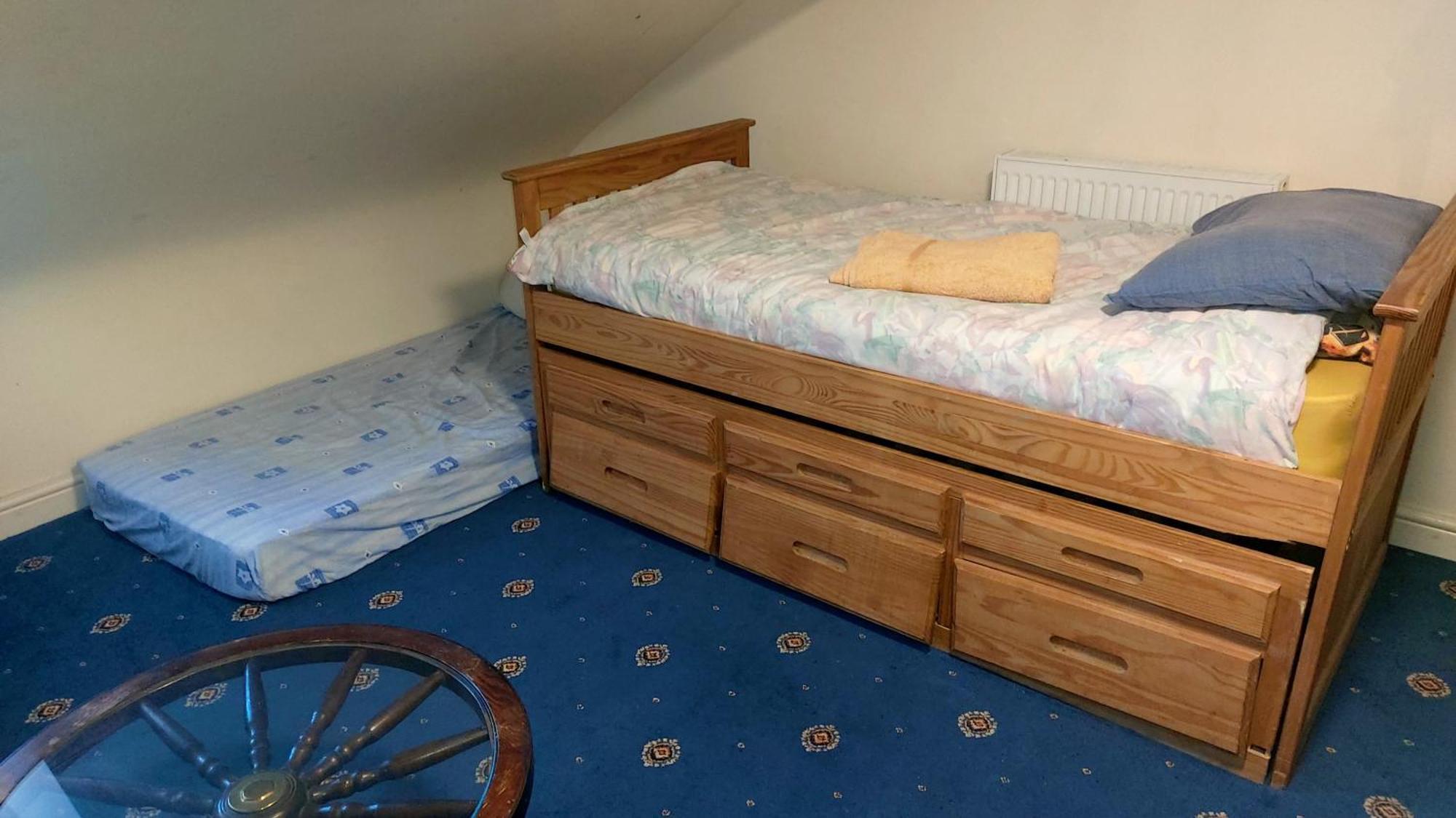 Phoenix Nights Guest House Барроу-ин-Фернесс Экстерьер фото
