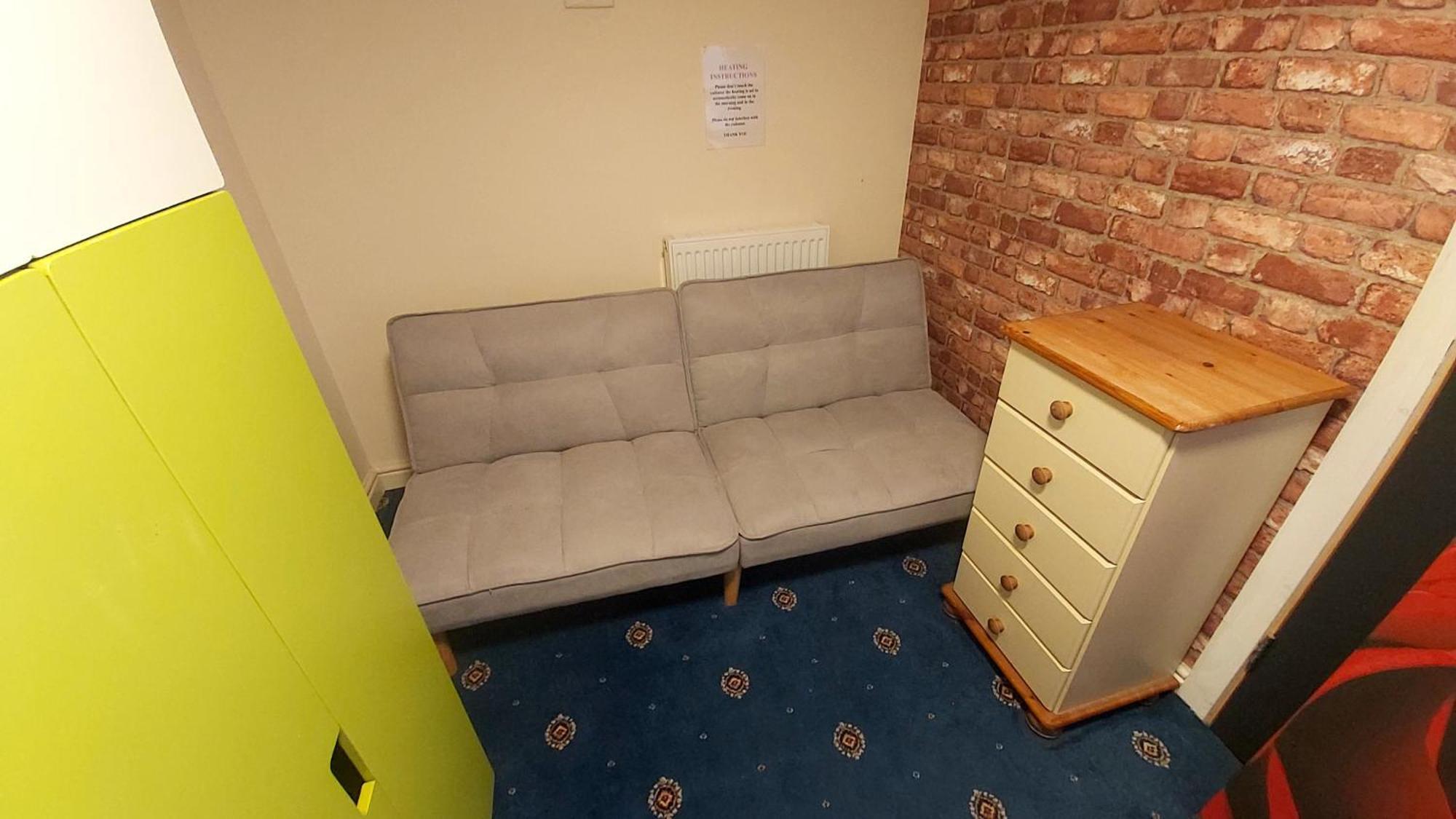 Phoenix Nights Guest House Барроу-ин-Фернесс Экстерьер фото